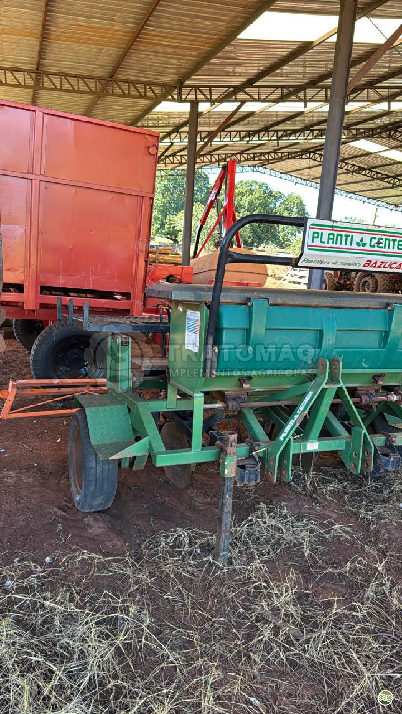 IMPLEMENTOS AGRICOLAS PLANTADEIRA PLANTADEIRA DE MANDIOCA Tratomaq Implementos Agrícolas NOVA ANDRADINA MATO GROSSO DO SUL MS